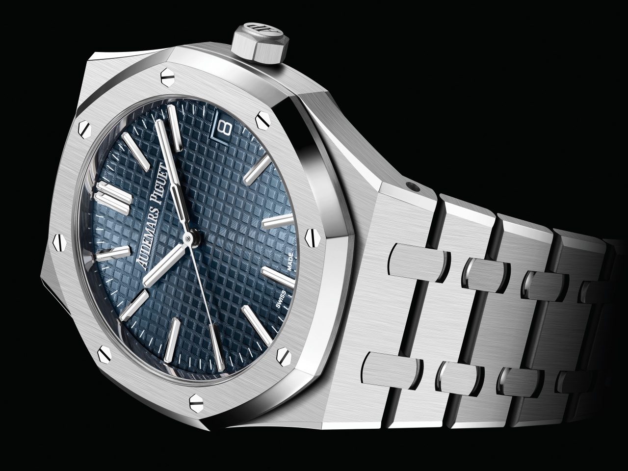 Audemars Piguet Royal Oak Jumbo Extra-thin RO 15510ST OO 1320ST 01 closeup GP15 JPEG