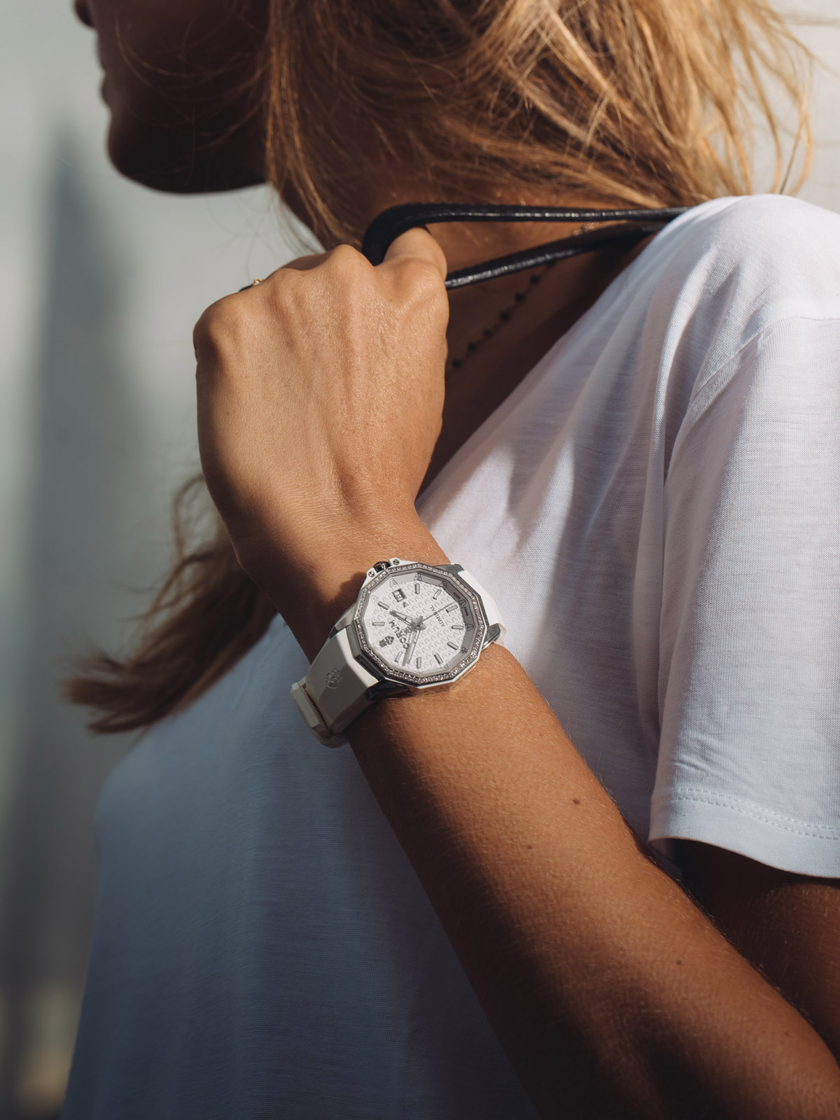 Corum Admiral AC One 38 Automatic 3