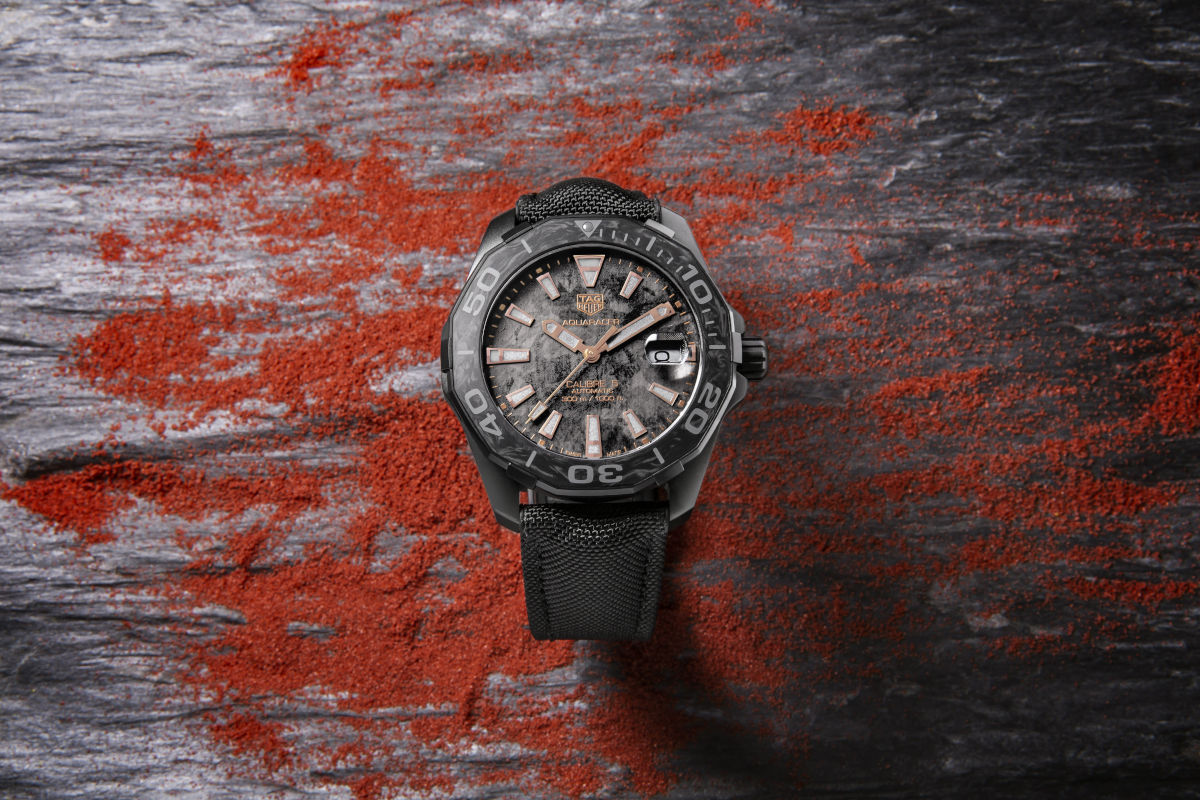 TAG Heuer Carbon Aquaracer - butikowa linia diverów