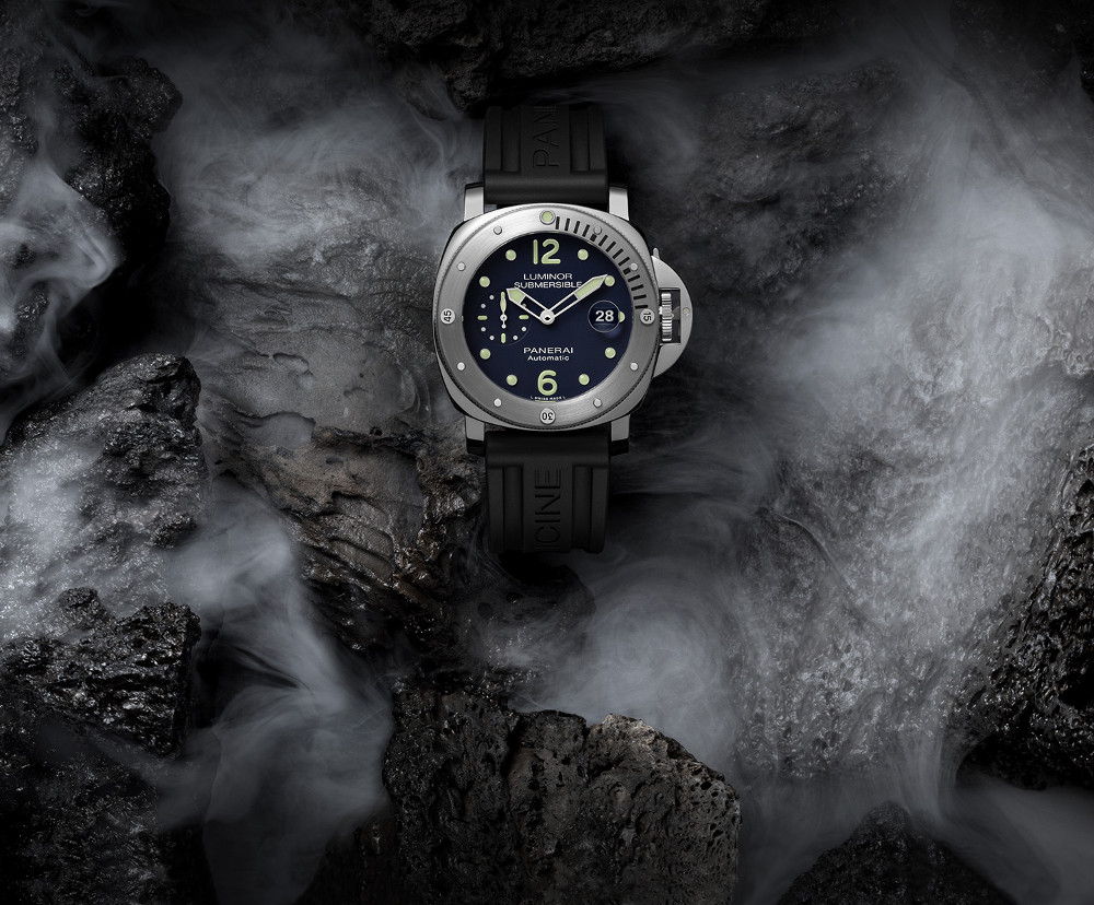 Panerai Luminor Submersible Automatic Acciaio PAM00731 - timeandwatches